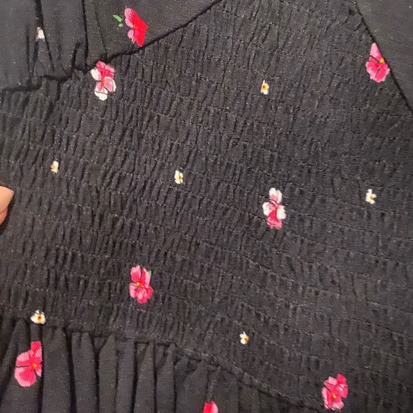 Sugar Lips Top New! - Picture 2 of 4